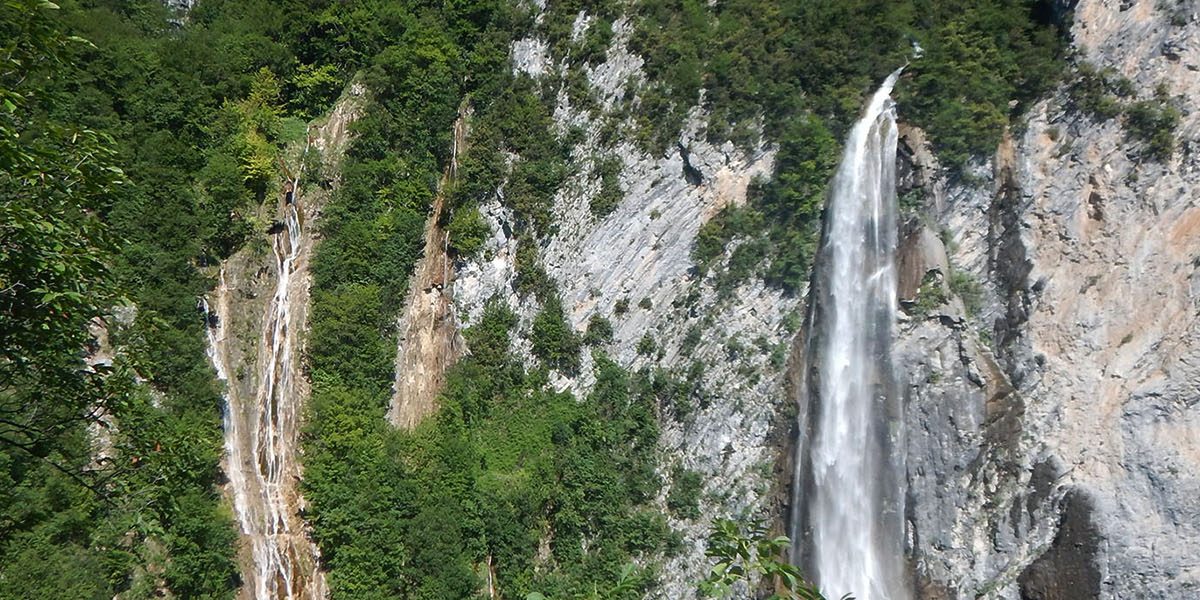 panorama cascata 1680x600